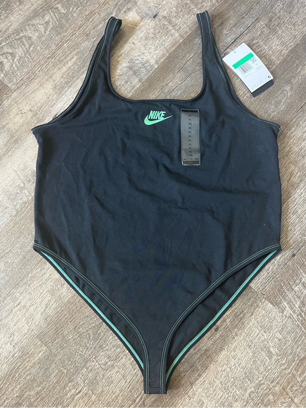 Nike Women's Bodysuit FJ5219-010- Size XL